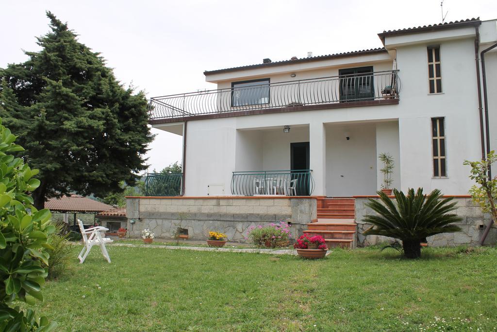 Bed & Breakfast Villa Flora Eredita 외부 사진